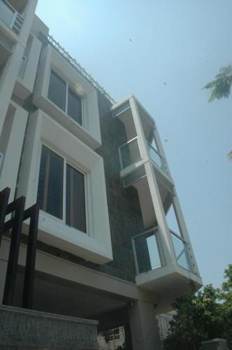 bldg corner 2